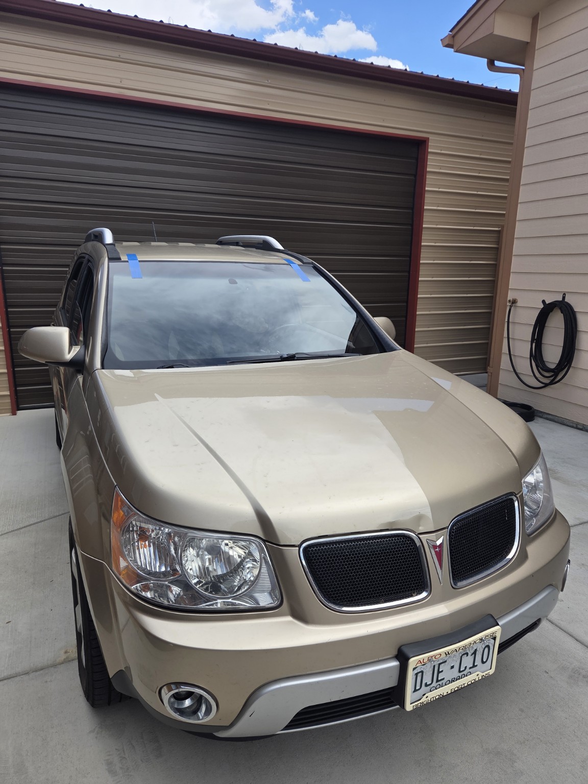 SUV glass service